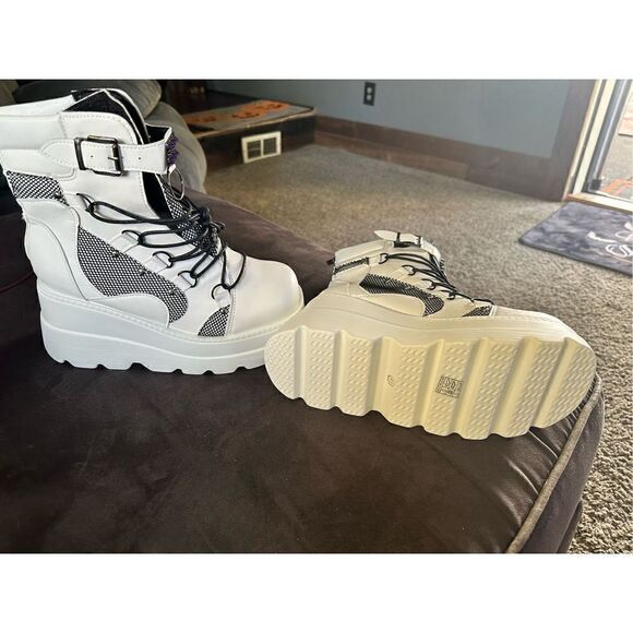 Elevated platform punk style, boots, stylish design combo zipper in the back net - Picture 14 of 16